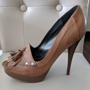 Women's shoes